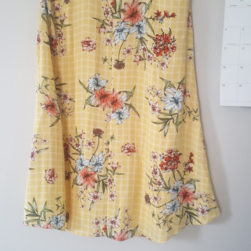 1 left! Yellow floral dress - Picture 8 of 8